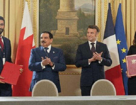 فرانسه و بحرین توافقنامه دفاعی امضا کردند