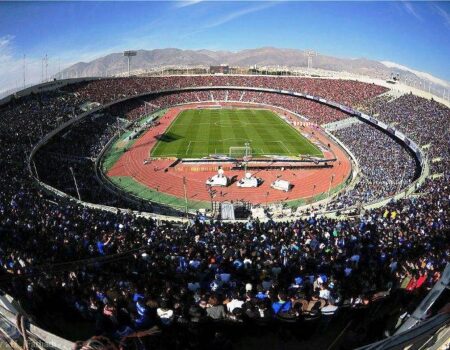 معاون وزیر خطاب به استقلالی‌ها: اجازه بازی در این ورزشگاه را ندارید!