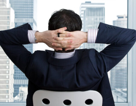 به جای مردم به مدیران هم تذکر دهید