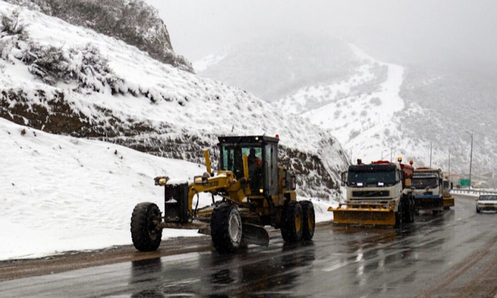 برف و باران  گسترده در ۲۶ استان +آخرین وضعیت راه‌های کشور