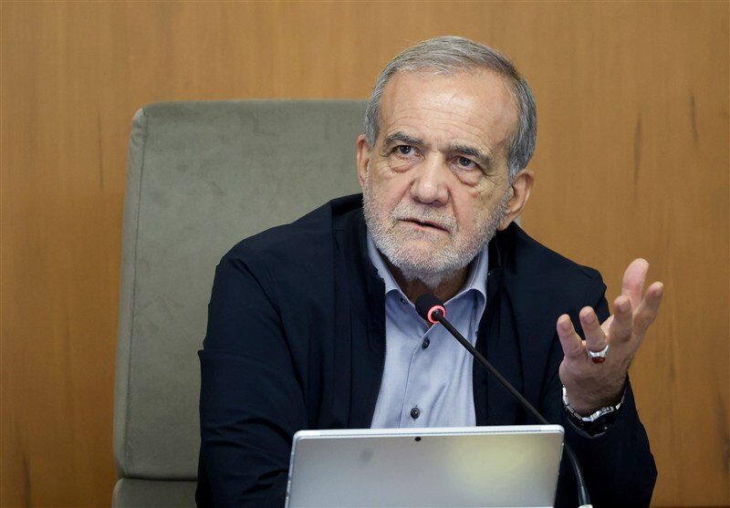 درجمع آوری گازهای فلر یک ساعت را هم از دست ندهیم/ افتتاح طرح های وزارت نفت