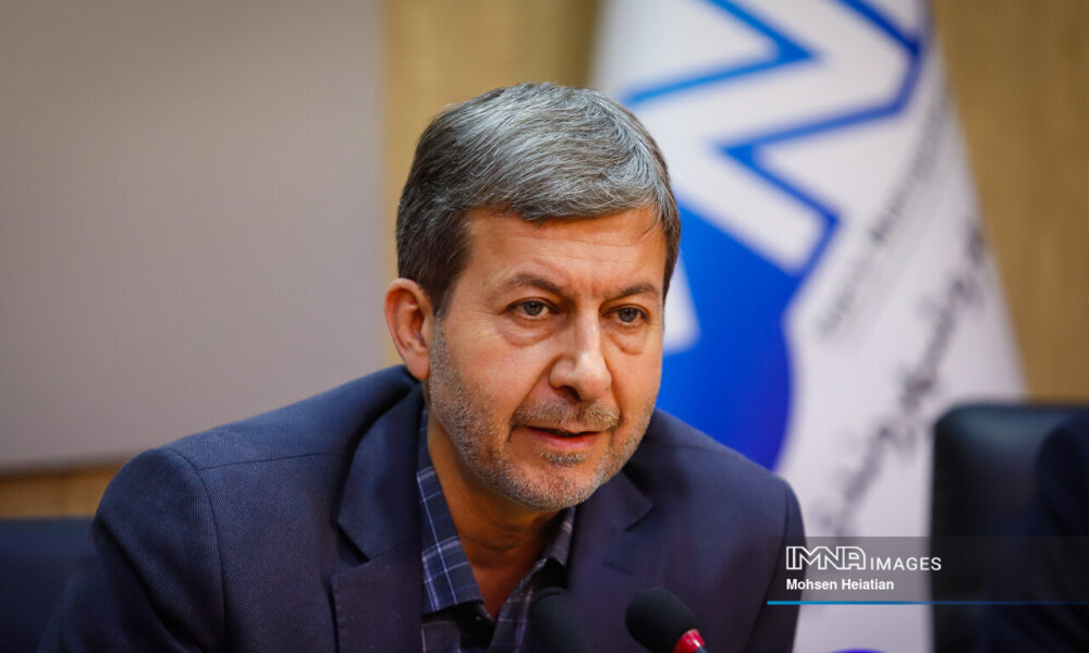 اصفهان را به شهر خورشیدی کشور تبدیل کنیم