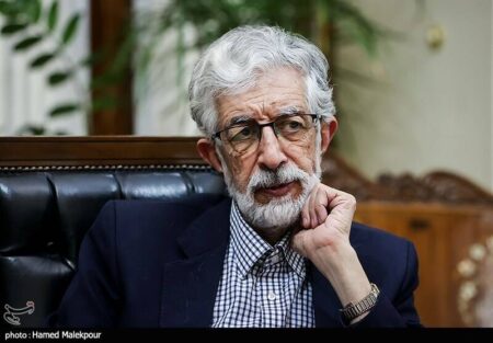 فارسی‌آموزی ۱۰۰ هزار دانشجوی خارجی در ایران