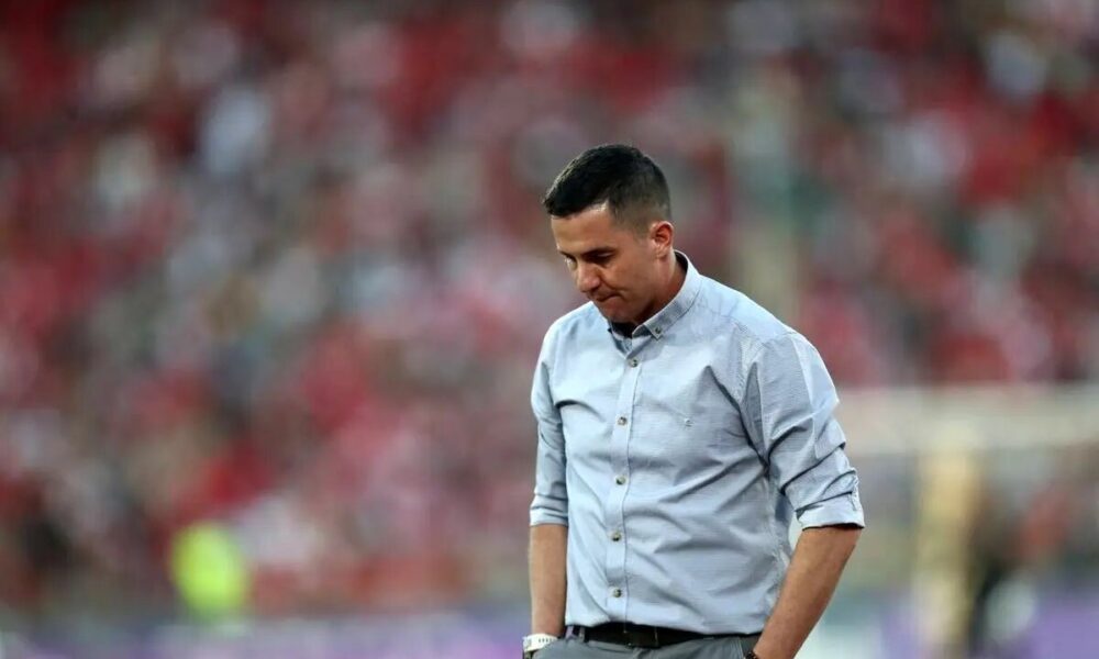 سرمربی و ستاره پرسپولیس تهران را ترک کردند