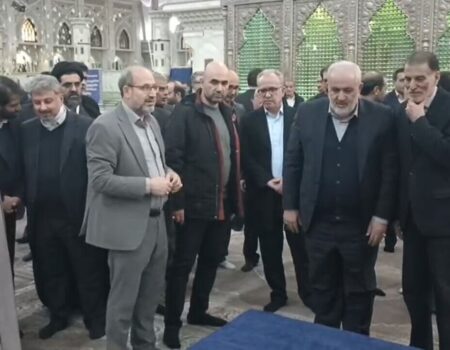 تجدید میثاق وزیر و کارکنان وزارت نیرو با آرمان‌های بنیانگذار انقلاب اسلامی