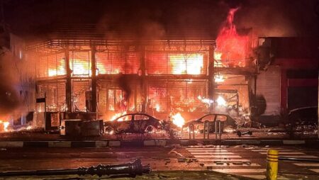 روایت جدید از ناآرامی‌ها؛ چرا مأموران مسلح نبودند؟