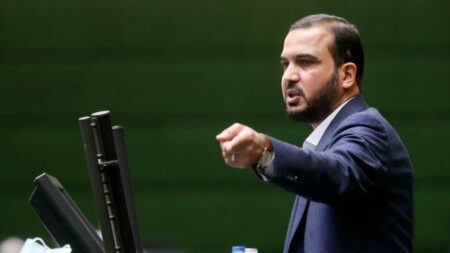 کف افزایش حقوق نباید خارج از بازه ۲۱ تا ۴۳ درصد باشد کف افزایش حقوق نباید خارج از بازه ۲۱ تا ۴۳ درصد باشد