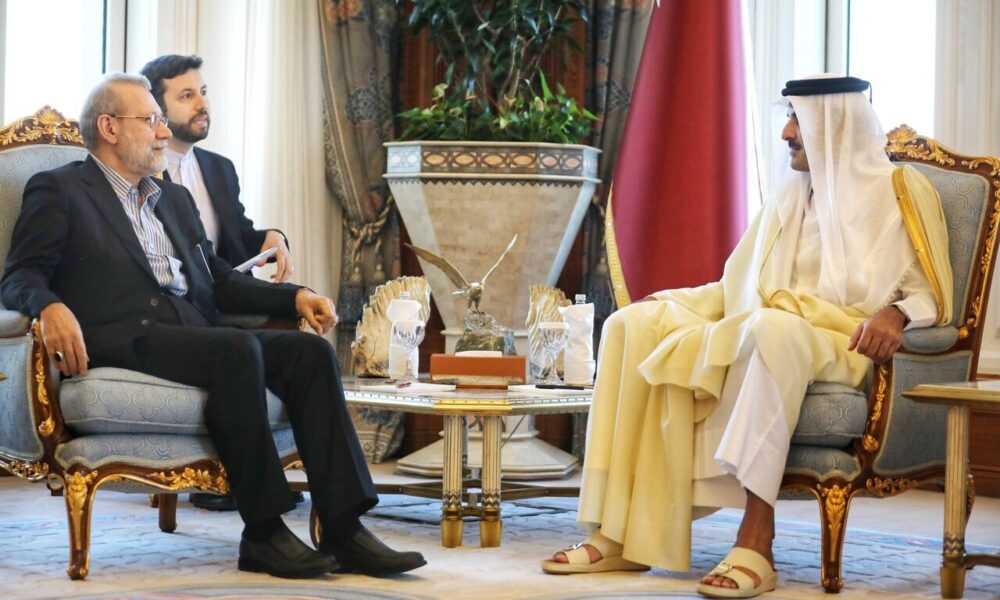 لاریجانی با امیر قطر دیدار کرد