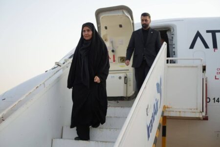 وزیر راه و شهرسازی عازم استانبول شد