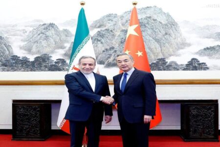تاکید چین بر تعمیق بی وقفه روابط با ایران