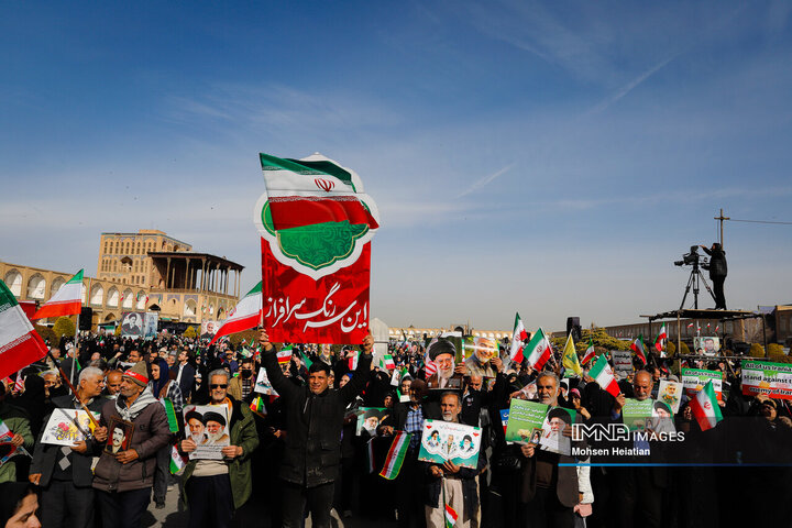 تأکید قطعنامه ۲۲ بهمن بر ادامه مسیر تمدنی انقلاب اسلامی