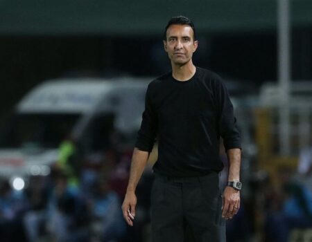 رضا عنایتی سرمربی نساجی شد