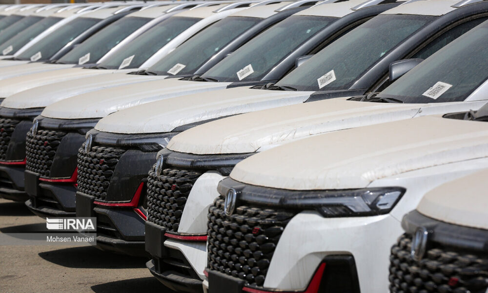 تفاوت قیمت کارخانه و بازار خودرو در بهمن ۱۴۰۴
