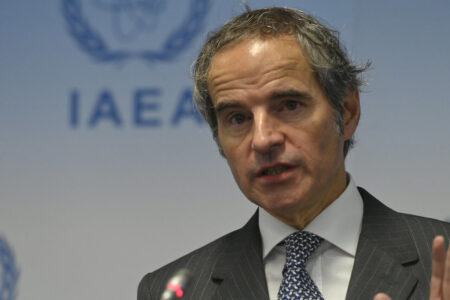 ایران حق داشتن توانمندی هسته‌ای صلح آمیز را دارد