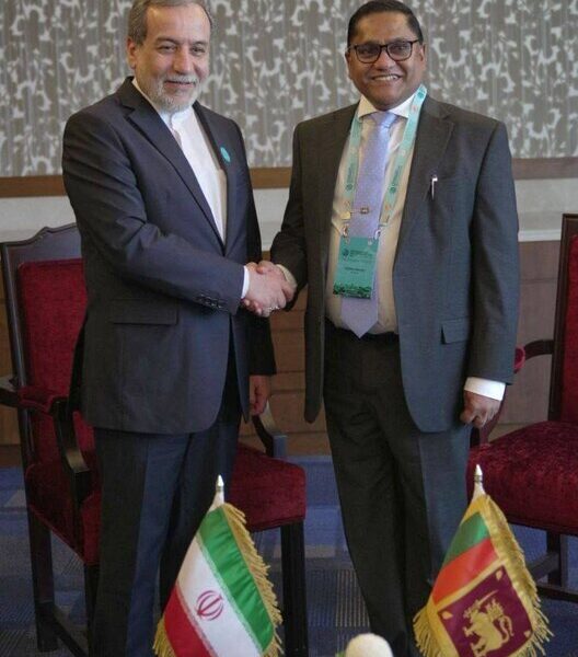 پیام تبریک وزیران خارجه بنگلادش و سریلانکا به مناسبت سالگرد پیروزی انقلاب اسلامی