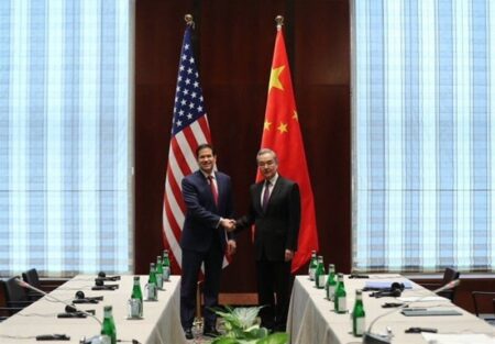 دیدار وزرای خارجه چین و آمریکا در مونیخ