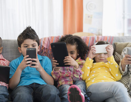 شبکه‌های اجتماعی برای کودکان محدود می‌شود؟