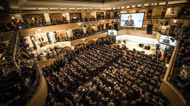 سیرک مونیخ و پایان توهم مشروعیت بین‌المللی