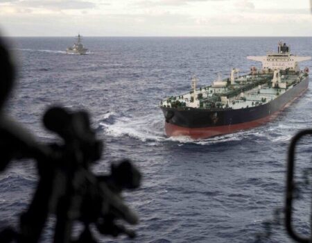 آمریکا یک نفتکش دیگر را در اقیانوس هند توقیف و بازرسی کرد