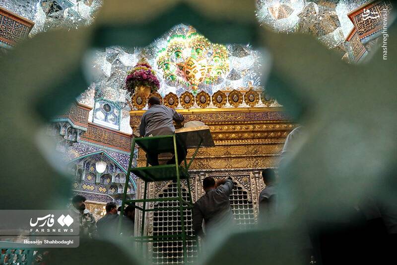 عکس/ تنظیف مضجع شریف حرم حضرت معصومه(س)