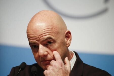 رئیس فیفا سومین تابعیت خود را از لبنان دریافت کرد!