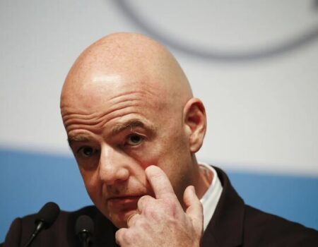 رئیس فیفا سومین تابعیت خود را از لبنان دریافت کرد!