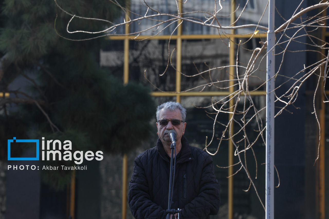 پیکر عنایت الله بخشی تشییع شد/هنرمندی که ژنرال بازیگری بود