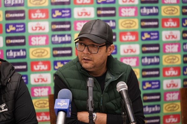 سرمربی جدید تراکتور رسما معرفی شد