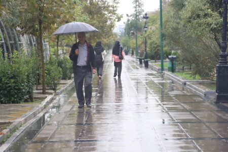 از امشب تا پنجشنبه این مناطق برای بارش باران آماده باشند