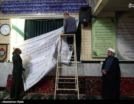 عکس/ غبارروبی مساجد همدان در آستانه ماه مبارک رمضان