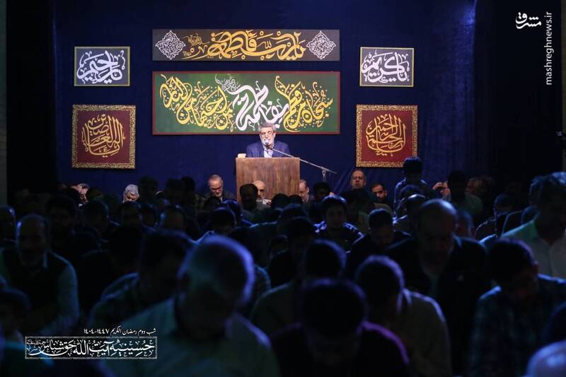 عکس/ دومین شب از ماه مبارک رمضان در حسینیه آیت‌الله حق‌شناس