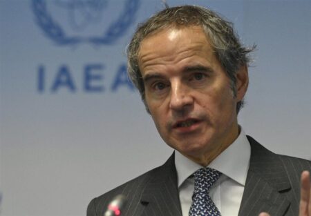 گروسی تمام‌قد پشت ترامپ در آمد