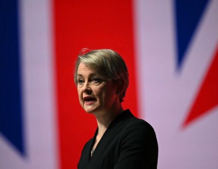 تاکید وزیر خارجه انگلیس بر دیپلماسی هسته‌ای با ایران