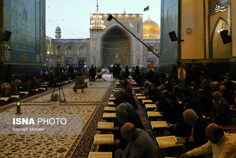 عکس/ جزء خوانی قرآن کریم در مسجد گوهرشاد