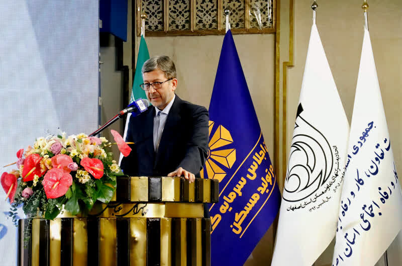 مدیر گلخانه ای نمی خواهیم/ جایگزینی نظارت‌های میدانی با گزارش‌های کاغذی