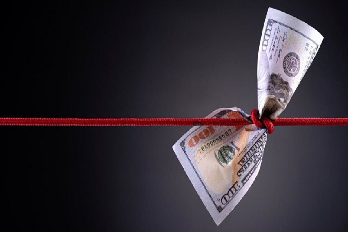 پیدا و پنهان سیاست‌های فرار از سقوط ارزش دلار