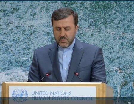 غریب‌آبادی: تحریم و جنگ را امتحان کردیدو نتیجه‌ای نگرفتید؛ احترام و دیپلماسی را تجربه کنید