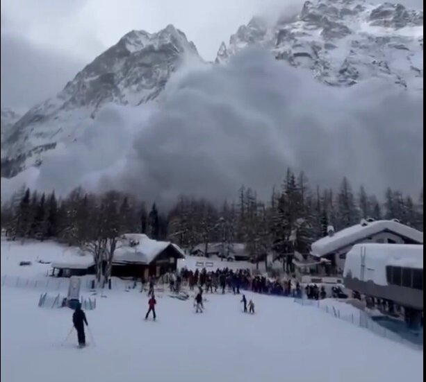 لحظه کشته‌شدن ۲اسکی‌باز در پی سقوط بهمن را ببینید