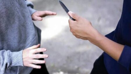 هشدار عجیب: در برابر سرقت مقاومت نکنید!