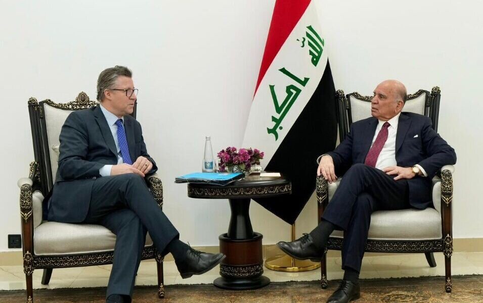 گفتگوی وزیر خارجه عراق با مقام آلمانی درباره تحولات منطقه و مذاکرات ایران و آمریکا گفتگوی وزیر خارجه عراق با مقام آلمانی درباره تحولات منطقه و مذاکرات ایران و آمریکا