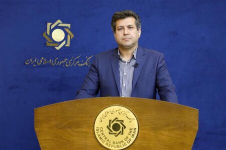 بانک مرکزی وعده داد؛ مهار نقدینگی کی به زندگی مردم می‌رسد؟