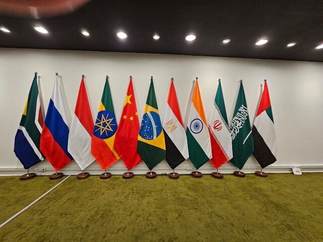 از پترودلار تا پترویوان؛ تغییر نقشه قدرت مالی جهان از پترودلار تا پترویوان؛ تغییر نقشه قدرت مالی جهان