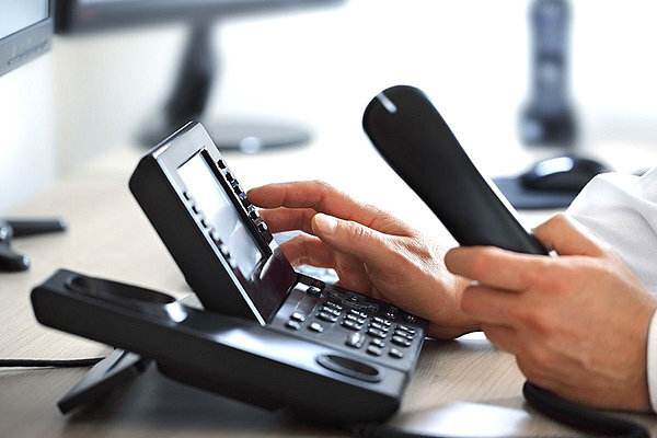 وقتی اعصاب و روان به هم می‌ریزد؛ صف‌های مجازی و انتظاری که پایان نمی‌یابد