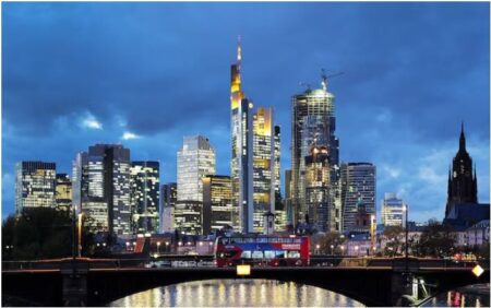 نبض اقتصاد جهانی تندتر شد نبض اقتصاد جهانی تندتر شد