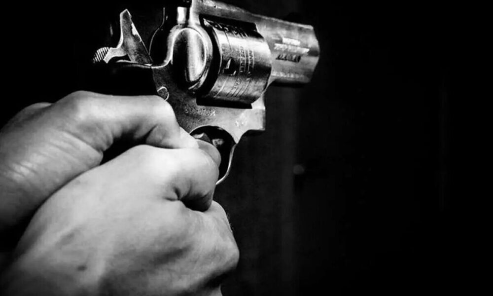 تروریست‌های مسلح به سوی نیروهای انتظامی شلیک کردند