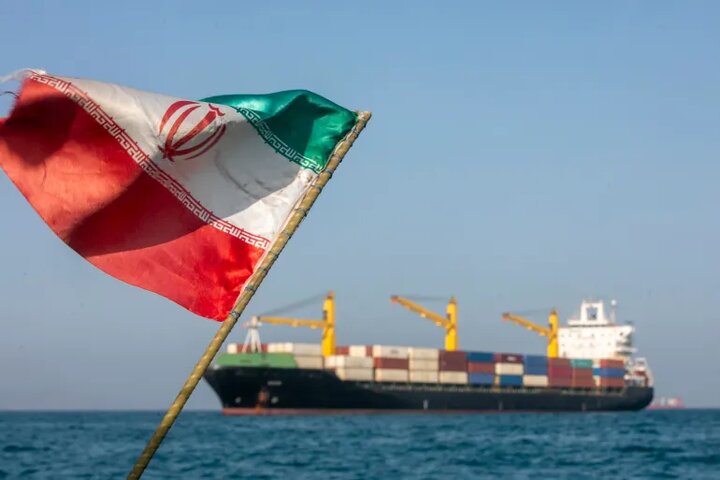 آغاز تدوین نظامنامه اخذ خدمات زیستمحیطی در تنگه هرمز در سازمان حفاظت محیط زیست
