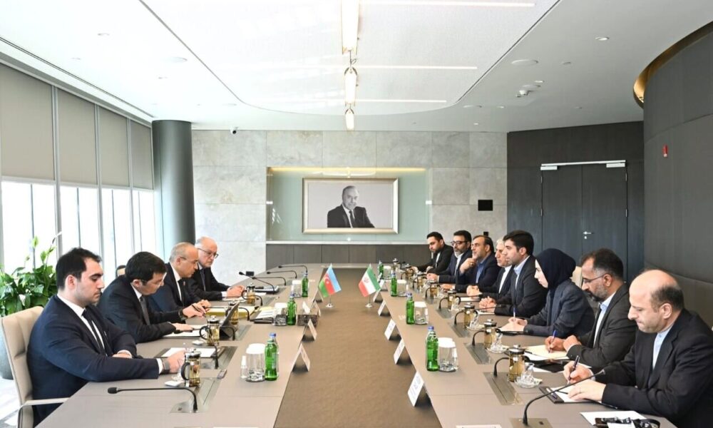 تاکید تهران و باکو بر تقویت روابط اقتصادی و توسعه مبادلات تجاری
