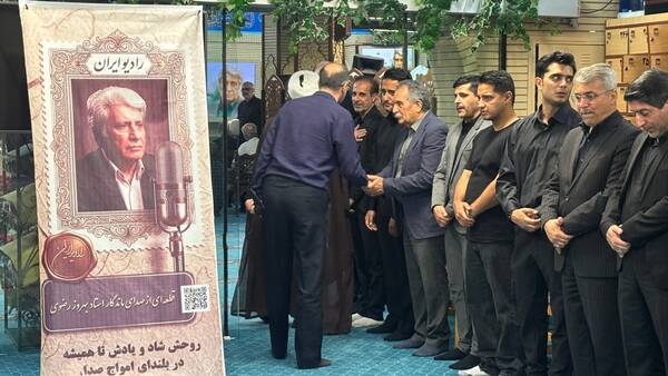 حدادعادل: برخورد رضوی با کلمات، شبیه به هنر خاتم‌کاری بود