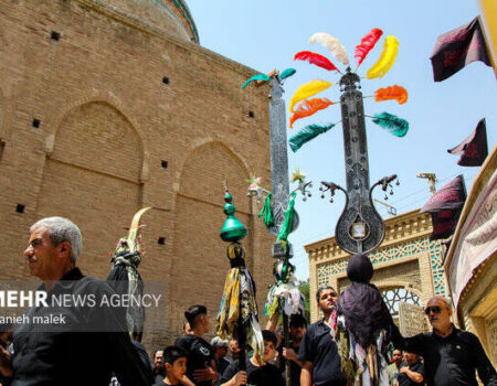 «ای اهل حرم میر و علمدار نیامد»/ایران در سوگ علمدارانش چشم به‌راه ماند