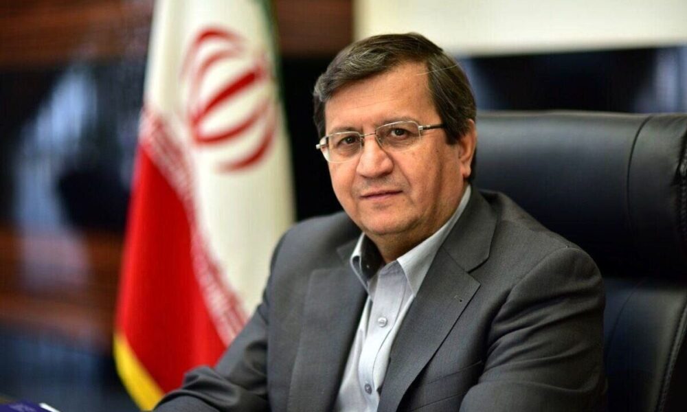 همتی: ۲ میلیارد دلار ارز صنایع تامین می‌شود